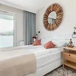 Apartman Ikar - 2 Pokojowy W Kompleksie Platinium *
