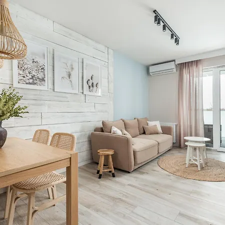 Ikar - 2 Pokojowy W Kompleksie Platinium * Rewal